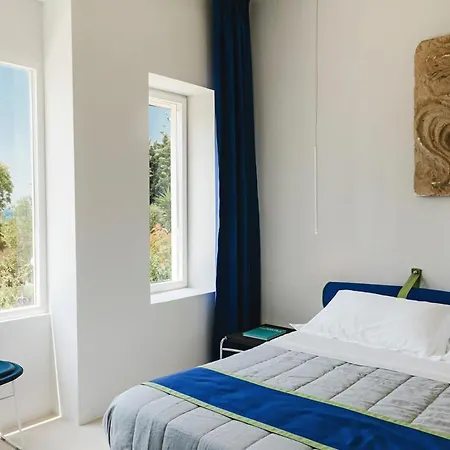 Lecce Sleeps 6 Pool Air Con Wifi Vila *